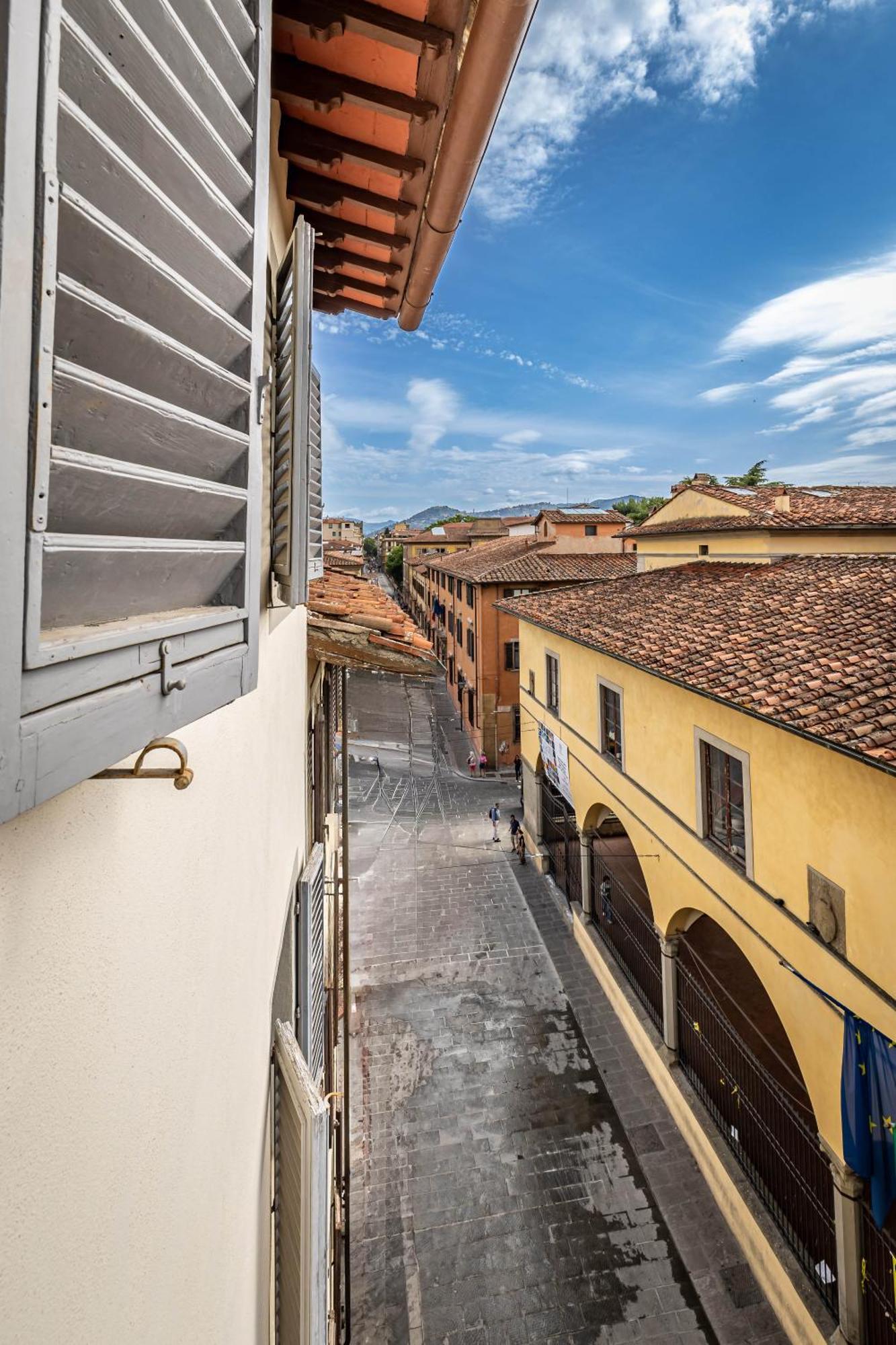 Yd Stunning Terrace On The Accademia Apartment Florence Luaran gambar