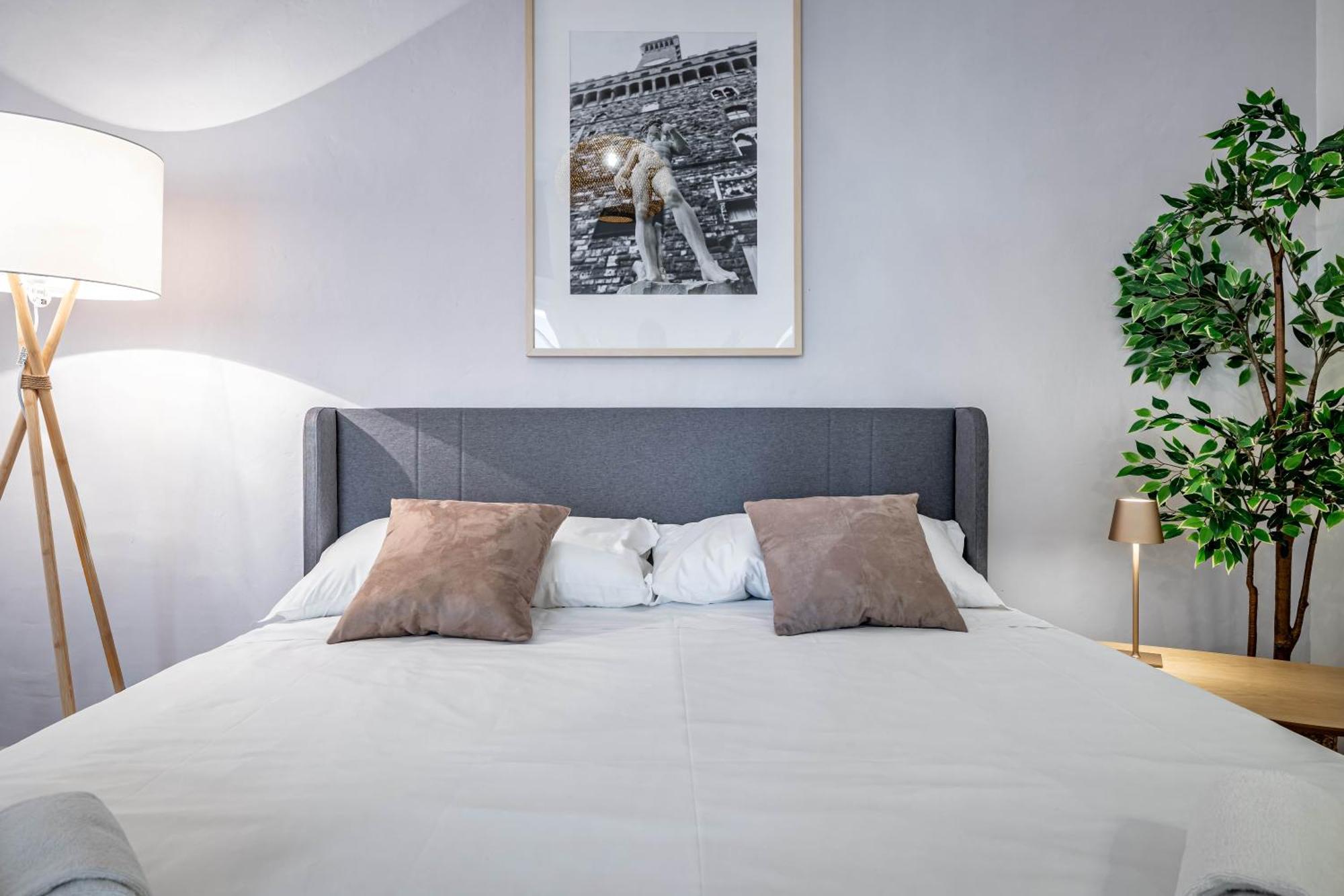 Yd Stunning Terrace On The Accademia Apartment Florence Luaran gambar