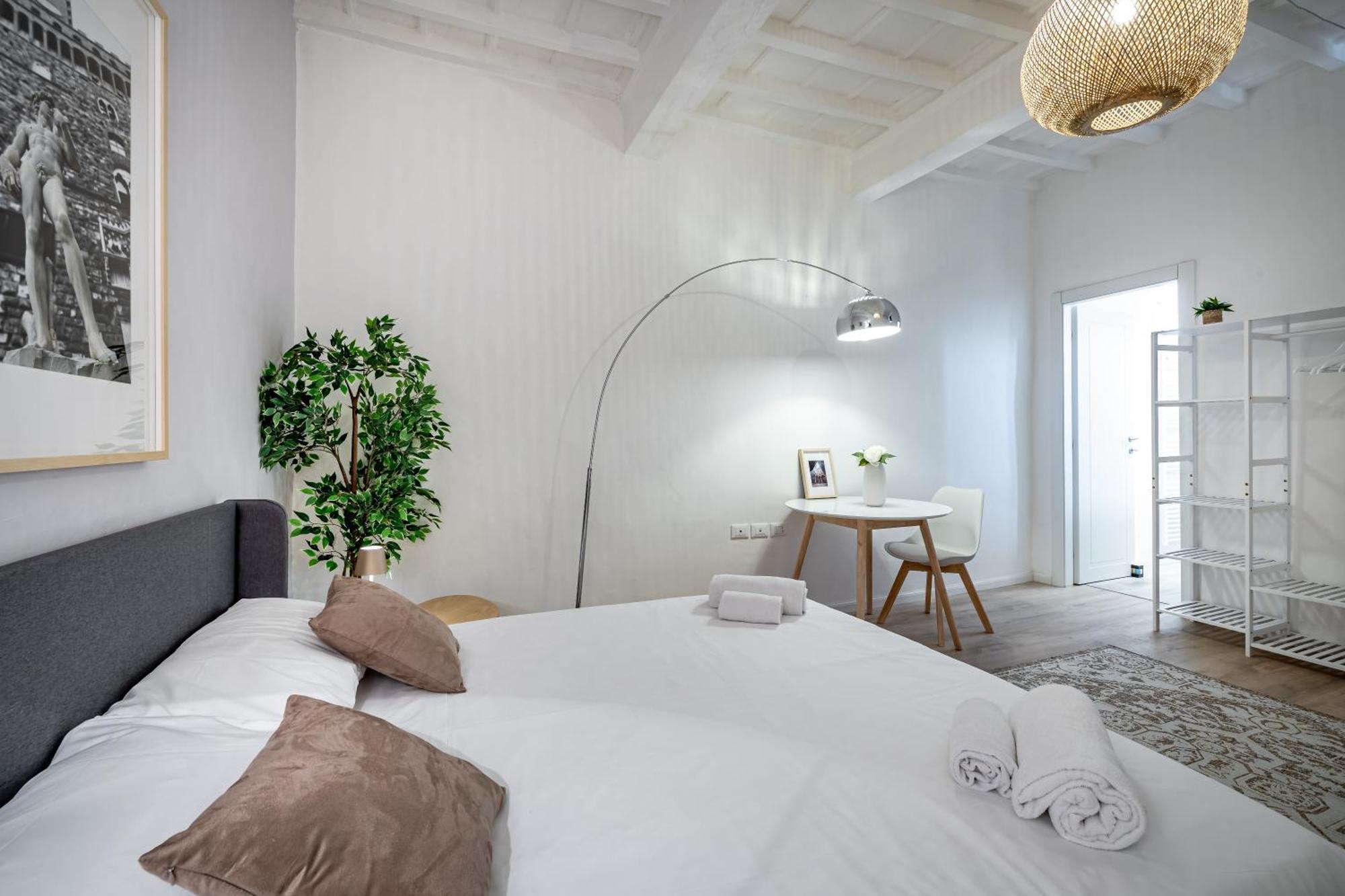 Yd Stunning Terrace On The Accademia Apartment Florence Luaran gambar